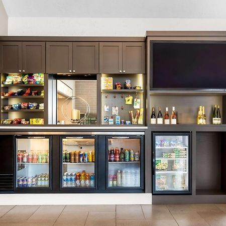 Best Western Plus Parkway Inn Wilsonville Bagian luar foto