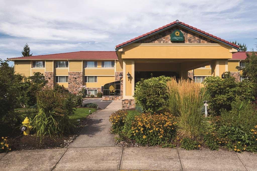 Best Western Plus Parkway Inn Wilsonville Bagian luar foto