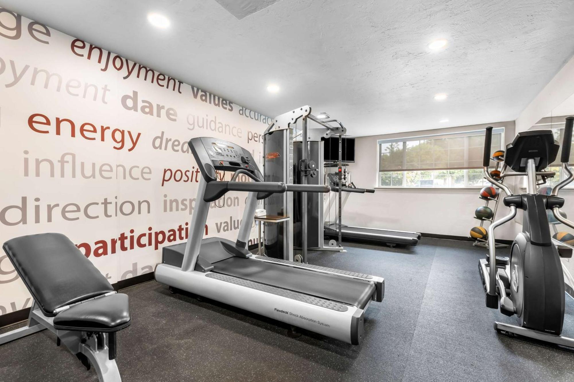 Best Western Plus Parkway Inn Wilsonville Bagian luar foto