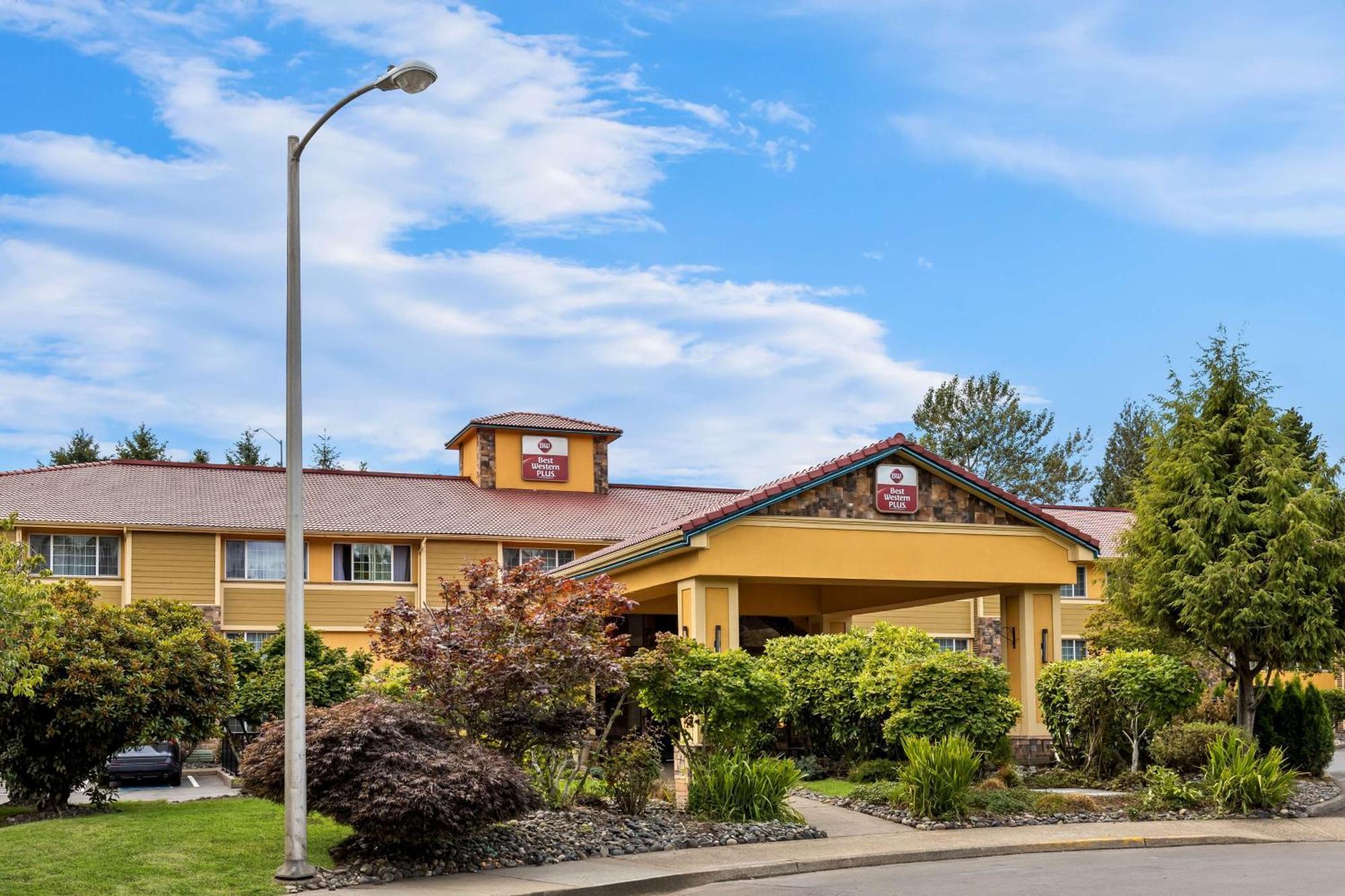 Best Western Plus Parkway Inn Wilsonville Bagian luar foto